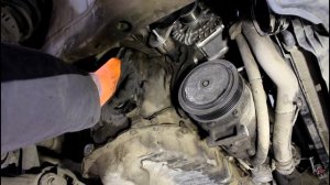 Замена комплекта ГРМ двигатель CAWA на Volkswagen Tiguan 2,0 Фольксваген Тигуан 2009 год  1часть