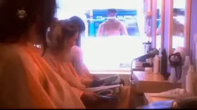 Девушки чтоб вы часто улыбались. смотреть онлайн