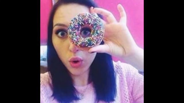 Мое слайд-шоу кто любит кого то из этих блогиров пишите в коментах и ставьте лайки смотреть онлайн