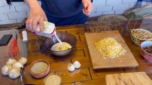 Нереально вкусный пирог "жульен с курицей и грибами"