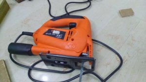 Black & Decker (KS700PE) 480 Watt Variable Speed Pendulum Jigsaw - Unboxing and Review