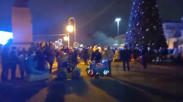 Ярмарка на площади Ленина в Астрахани смотреть онлайн