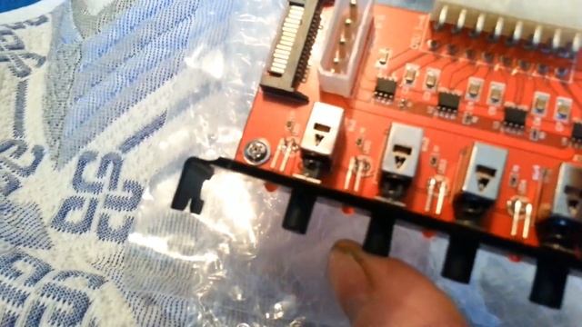 Обзор переключателя питания SATA Star Empery PT628 смотреть онлайн