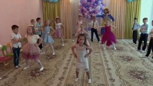 Танец к любому празднику в детском саду. Старшая группа.
