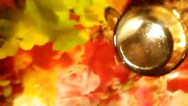 РАСТВОРЯЕМ ШИПУЧУЮ ТАБЛЕТКУ АЦЦ В МИНЕРАЛКЕ смотреть онлайн