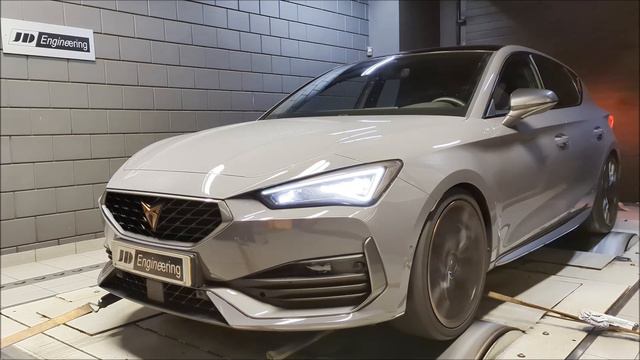 Cupra Leon 2.0 TSI 300pk DQ381 dsg7 - JDEngineering stage- 2 OPF delete смотреть онлайн
