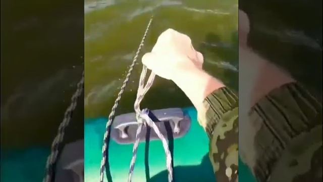 По вашим просьбам. Как быстро, надёжно и просто привязать якорь к лодке? смотреть онлайн
