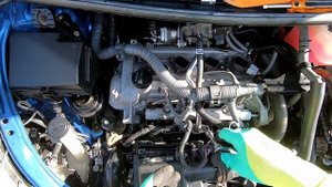 Toyota Prius C . Тойота Приус С (Аква). Toyota Prius C ilə tanış olun. #toyota #prius #azerbaycan
