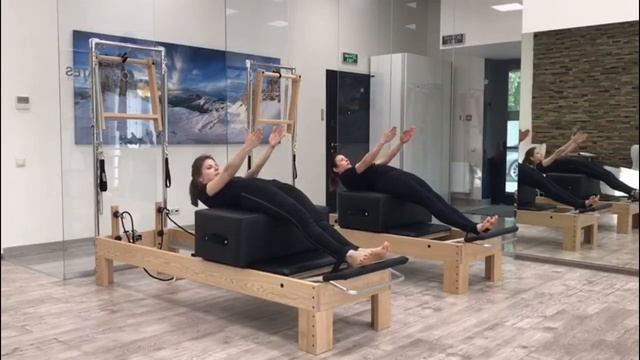 Пилатес на реформере. Pilates reformer