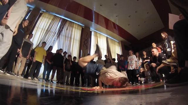 Tubeteika 7 | Breaking | Select | Splinter Shutov Bold rock смотреть онлайн