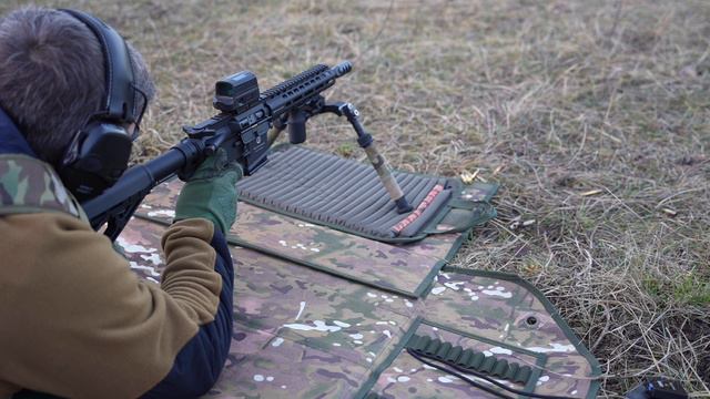 Обзор на самую короткую AR15 Schmeisser S4FL 10,5“ #оружие #gun #ar15 смотреть онлайн