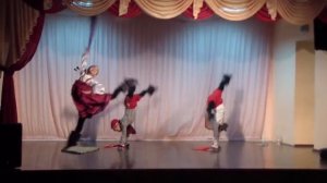 "Жили у бабуси..."