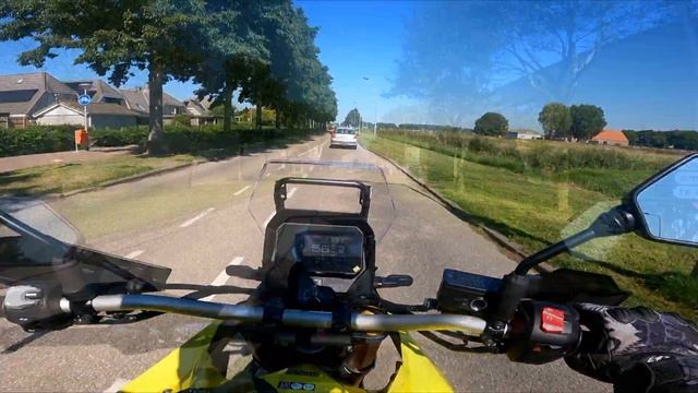 Suzuki Vstrom 800 DE Rally Edition - First Ride