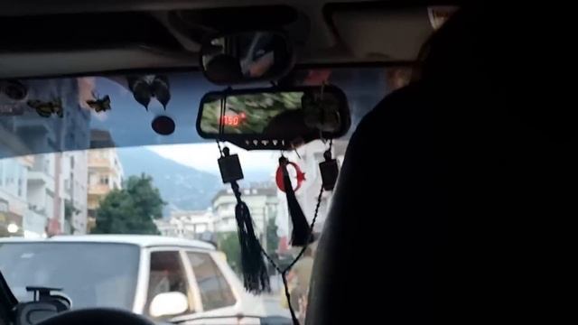 Отдых в Махмутларе ❗ Вечером на шоппинг, курс лиры на 20.06.2022, таксист Шумахер!