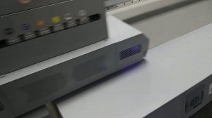 Планшетный УФ принтер Artis UVF2030 CE4   двухсторонняя печать на стекле
