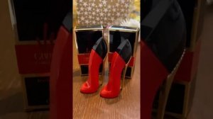 Фаворит этой осени.  Very Good Girl Carolina Herrera