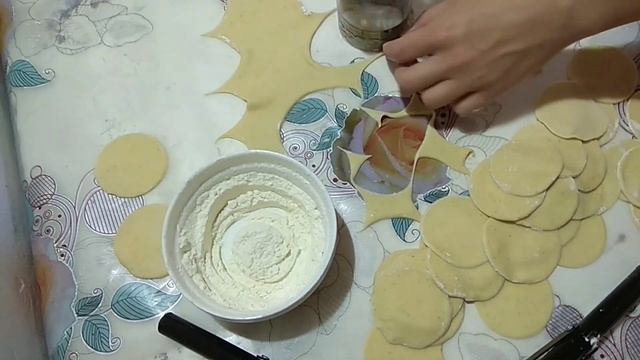 Вареники с клубникой.Тесто для вареников.@user-wv6vr2zm3f
