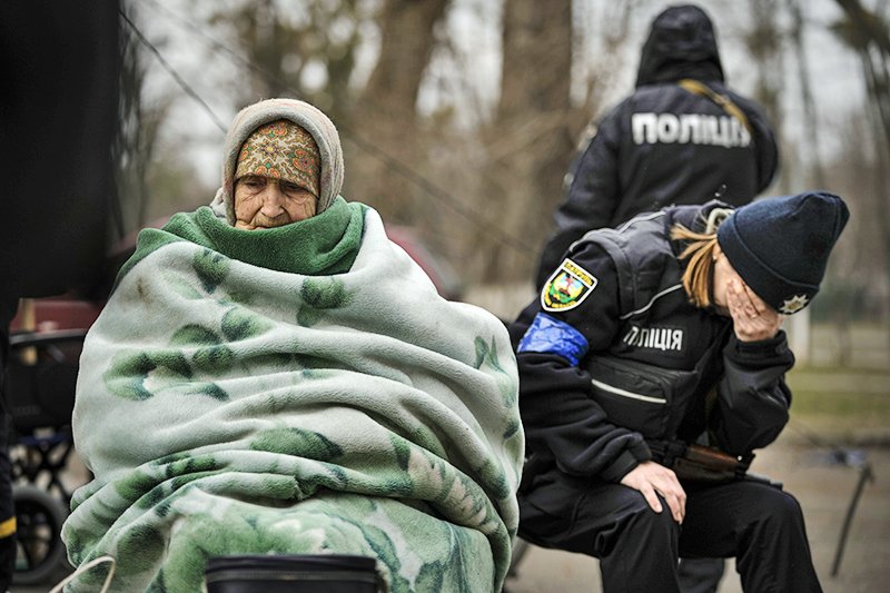 Киев может отказаться от выплаты пенсий и зарплат бюджетникам / События на ТВЦ