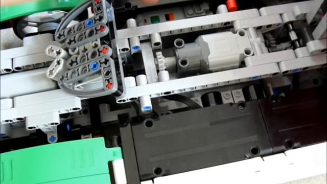 Lego Technic Mercedes-Benz Truck of the Future 2045 by dokludi смотреть онлайн