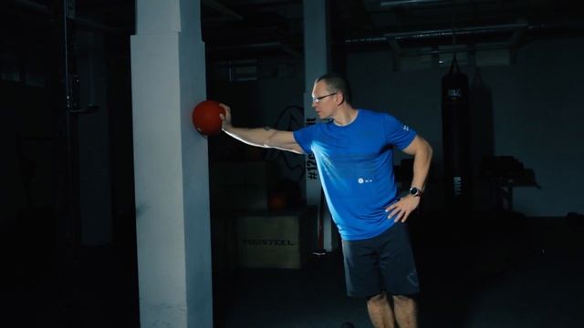 Защита плеч от травм. ч1. Реабилитация и профилактика Спортивное долголетие с Алексеем Немцовым смотреть онлайн