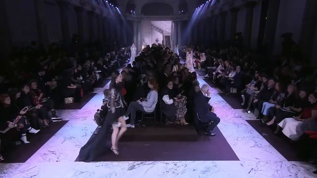 Elie Saab Haute Couture Spring/Summer 2018 смотреть онлайн
