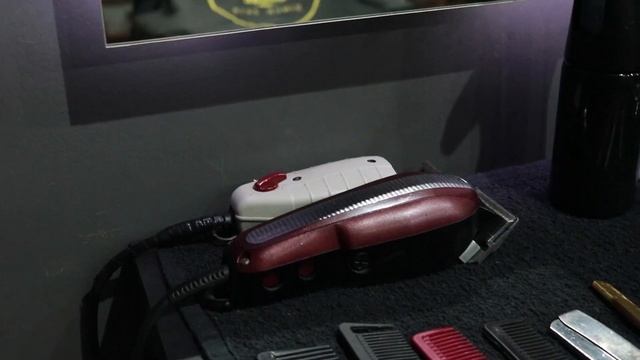 Electric Shaver. The sound of the electric shaver. Buzz. Haircut смотреть онлайн