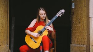 Capricho Arabe (F. Tárrega) - Alexandra Whittingham