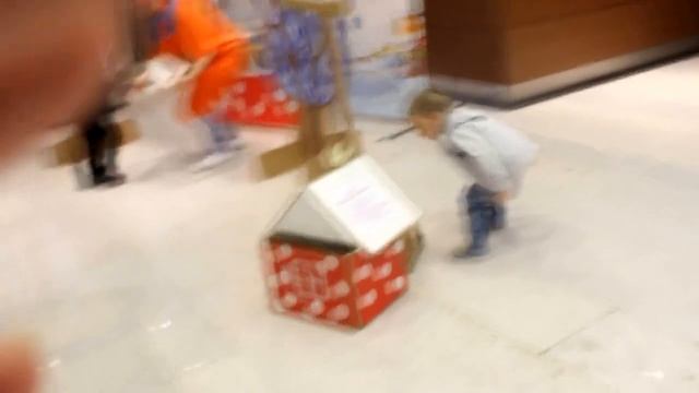 Новогодний Mom's Bazaar. Фасолевая песочница, песок, елка, новый год, балет смотреть онлайн