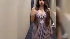 ФИГУРАСИ ЭНГ ЧИРОЙЛИ ЭХТИРОСНИ УЙҐОТАДИГАН ТОП 5  АКТРИСА КИЗЛАРНИ ВИДЕОСИ ?