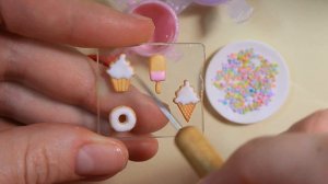 Miniature cute gingerbreads. Made from polymer clay. Tutorial. DIY. Милое печенье из пластики.