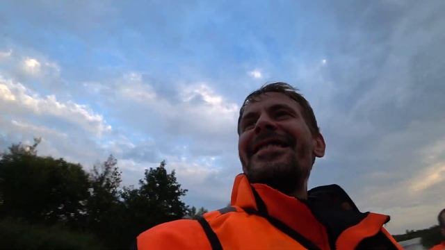 Психанул и приехал из Москвы в Белозерск смотреть онлайн