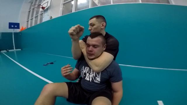 Удушение сзади