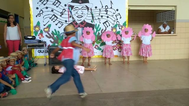 A linda rosa juvenil! смотреть онлайн