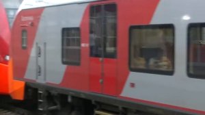 Поезд "Ласточка" на Курском вокзале, уезжает в Ниж.Новгород.