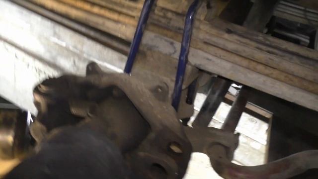 Часть 3. ТО задней подвески Мерседес 814 смотреть онлайн