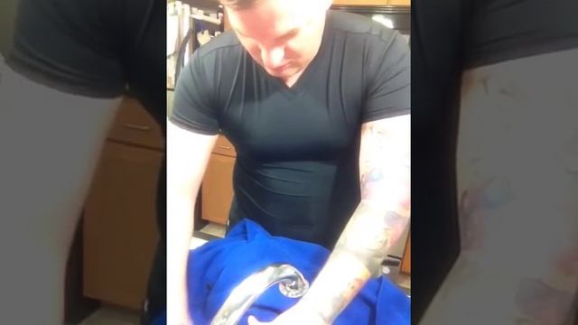 How to get engine oil out of your clothes смотреть онлайн