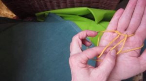 Верёвочные игры на пальцах.  Парашютик.