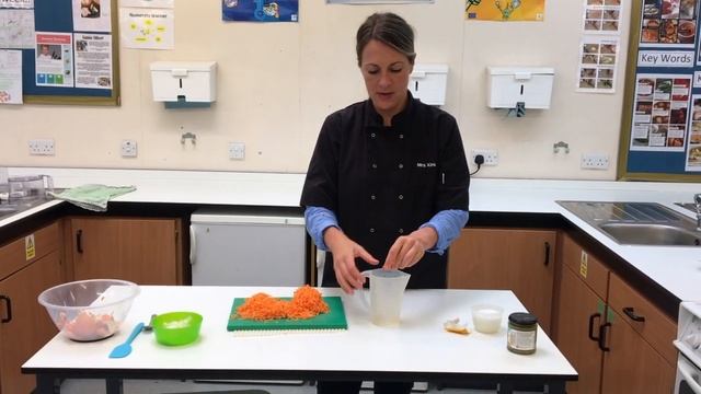 Thai Sweet Potato Soup * Health & Safety: Liquidiser/Blender and Food Processor * смотреть онлайн