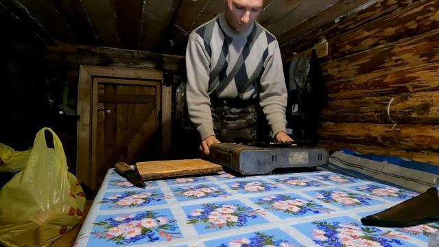 Зимний МЕТАЛЛОКОП! Вытаскиваю из болота прошлогоднюю заначку смотреть онлайн