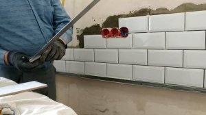 Отверстие в плитке под розетку Простой способ