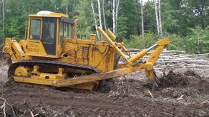 Купить бульдозер Б10 ( Т170, Т130) с корчевателем пней. Продажа бульдозеров. Росальянс.