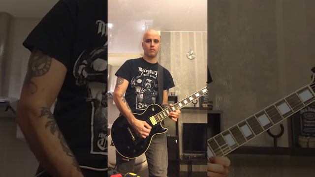 Orville Les Paul Custom смотреть онлайн