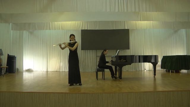 С.Прокофьев Соната для флейты и фортепиано, III-IV части, исполняет Любовь ПОПОВА смотреть онлайн