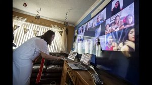 В работе ZOOM произошел сбой. Хакеры работают через телеграм?