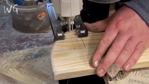 Угловая полка своими руками из дерева.