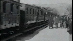Прибытие поезда на вокзал города Ла-Сьота (Братья Люмьер).