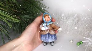 Ватная ёлочная игрушка Девочка с зайчиком. Cotton Christmas tree toy Girl with a bunny.