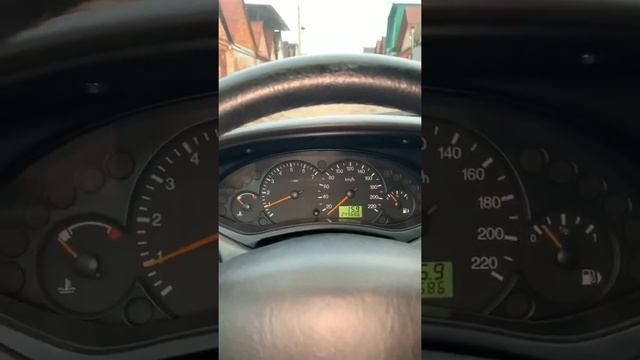 Ford Focus 2004 год. Универсал. От собственника! г.Тула смотреть онлайн