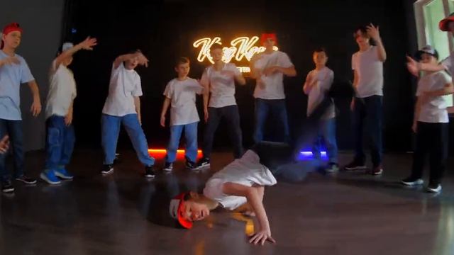 Брейк-Данс смотреть онлайн