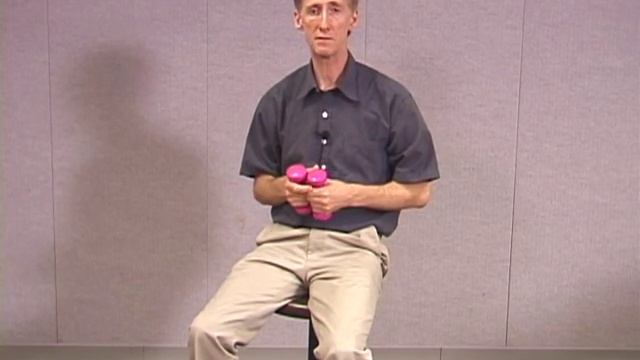 Conservation of Angular Momentum: Controlling Angular Velocity on a Rotating Stool смотреть онлайн